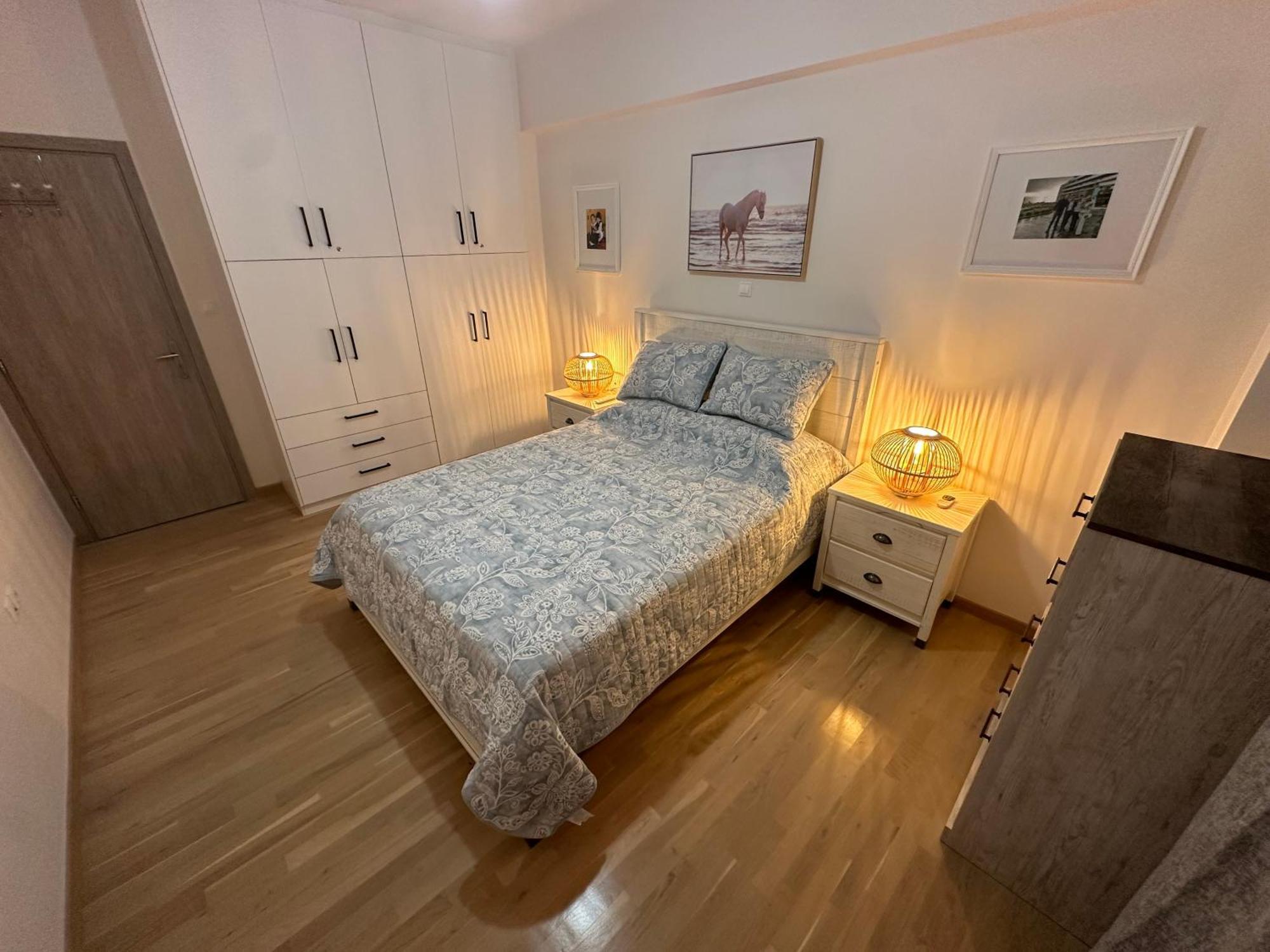 Acropoli Vibes At Kosmos Getaway Atena