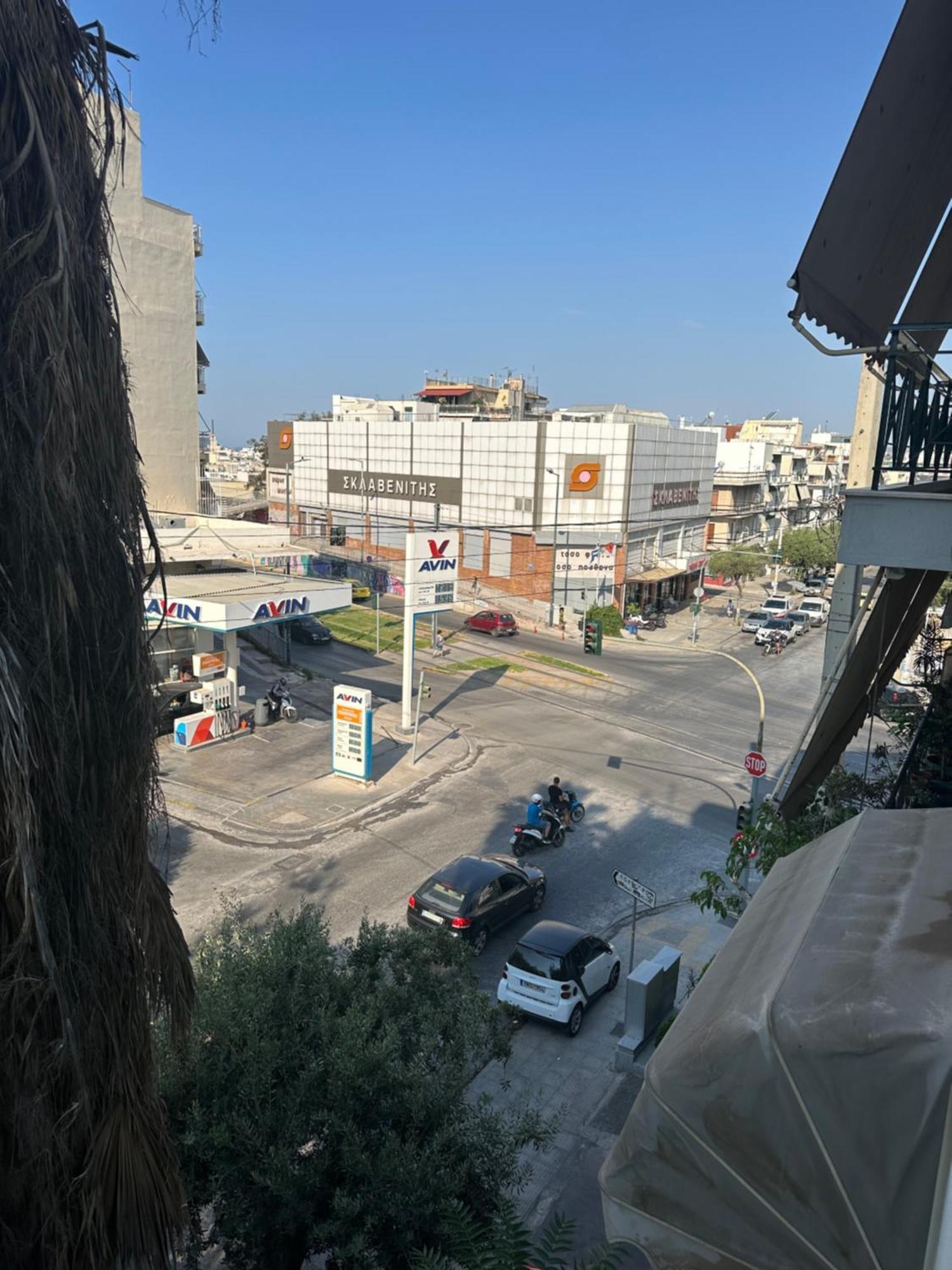 Acropoli Vibes At Kosmos Getaway